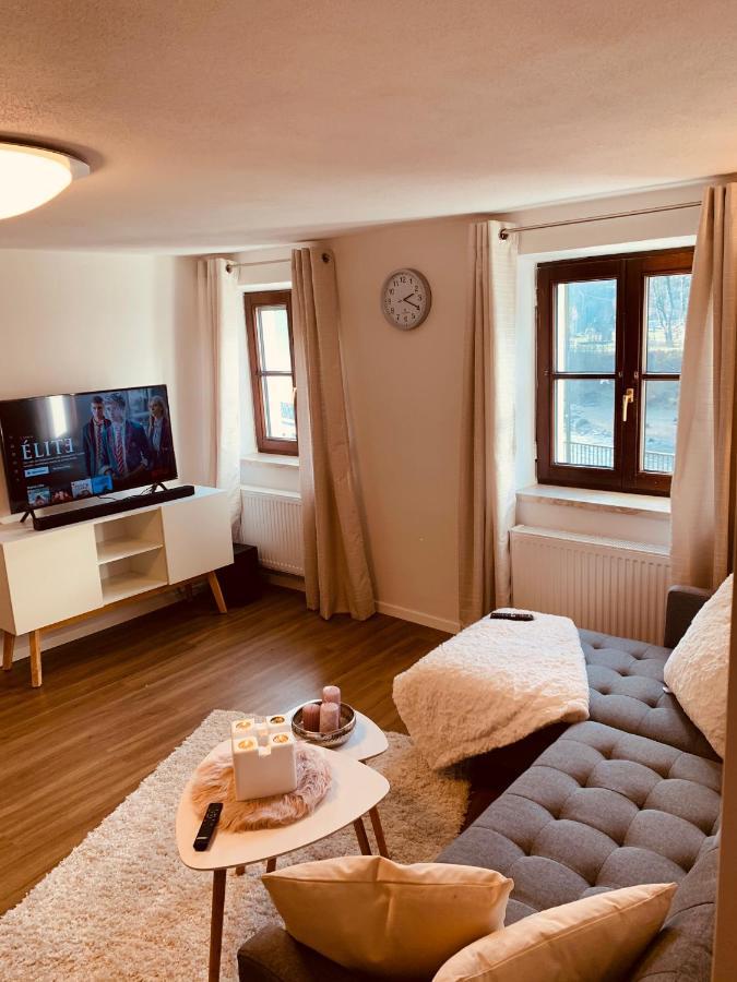 Felix Living 2, Cozy & Modern & Netflix Wohnung Mit Blick Ins Gruene 파사우 외부 사진