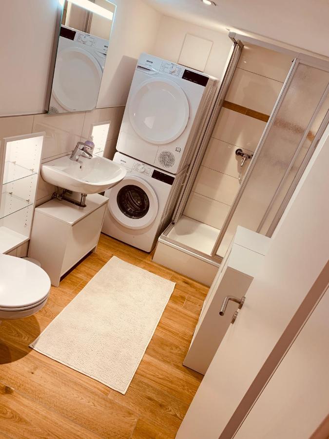 Felix Living 2, Cozy & Modern & Netflix Wohnung Mit Blick Ins Gruene 파사우 외부 사진